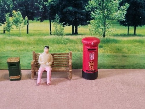Royal mail post pillar - royal, /